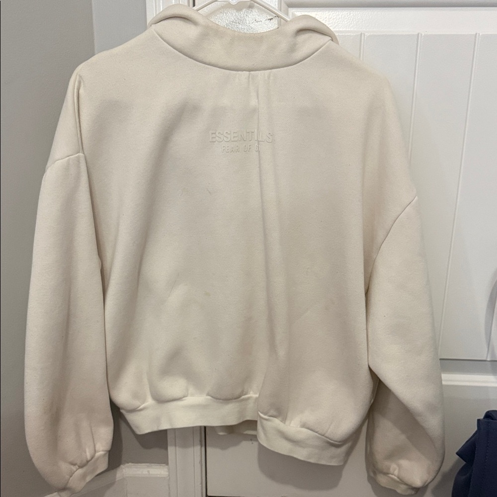 Essentials Off-White Sweatshirt